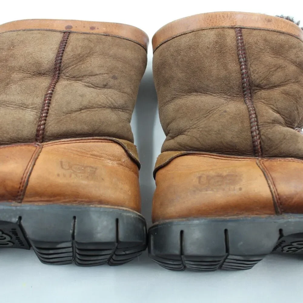 UGG Australia Beacon 5485 Men Size 11 Leather Sheepskin Shearling Boots RARE